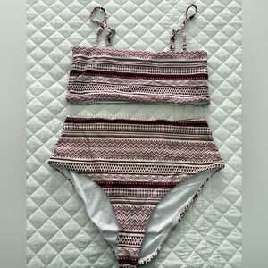 Patterned Bikini Set in Red and White